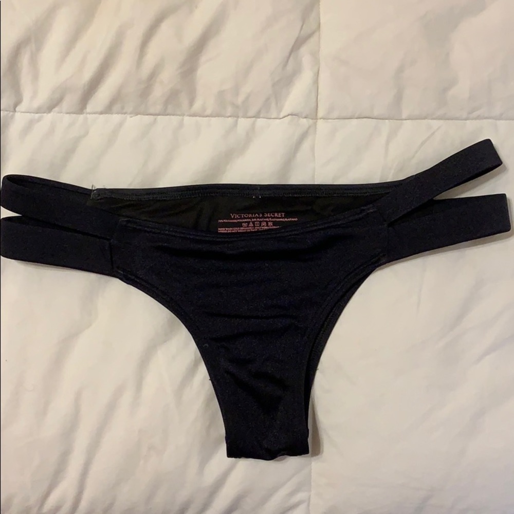 Cheeky bikini bottom